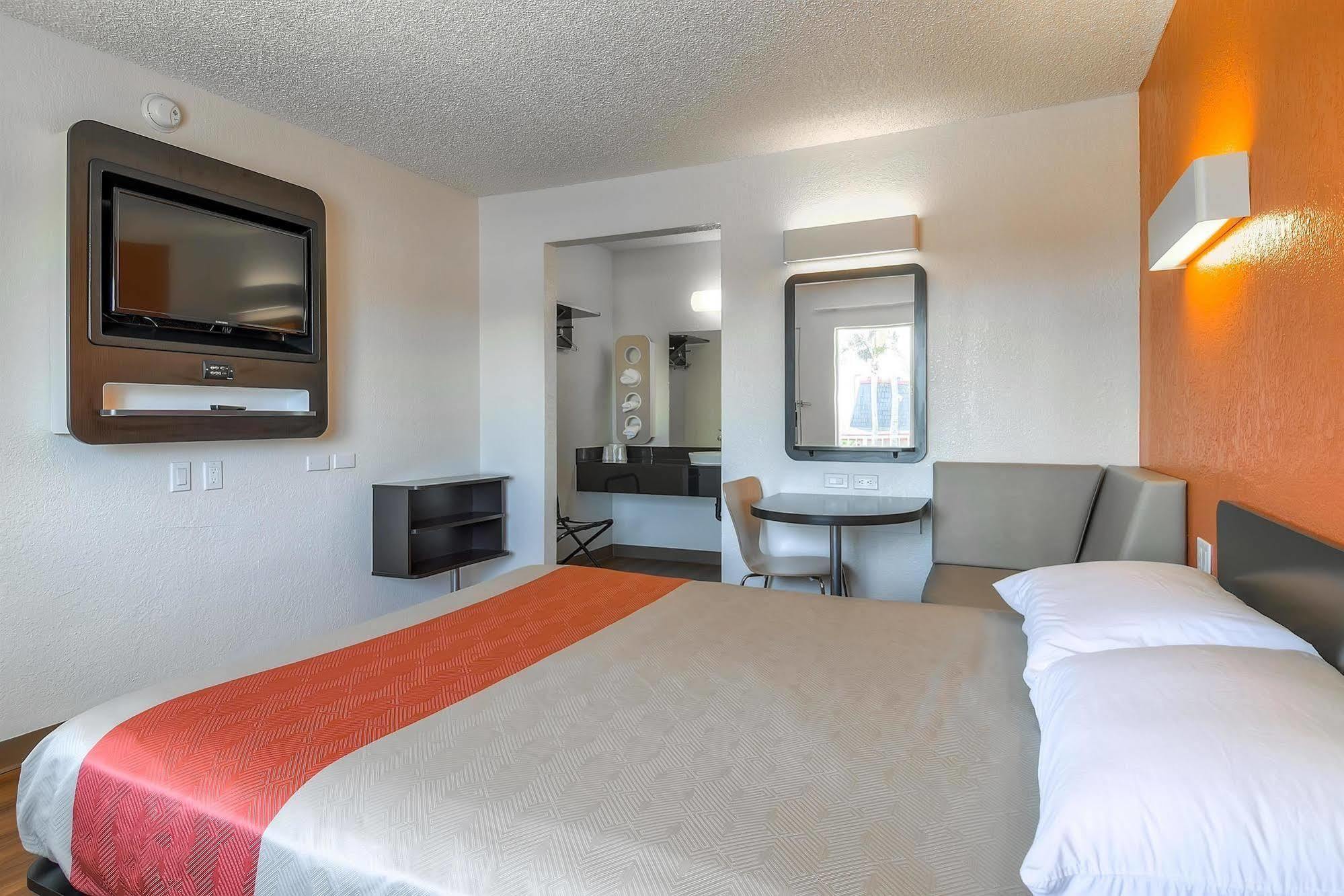 Motel 6-Long Beach, Ca - Los Angeles Exterior photo