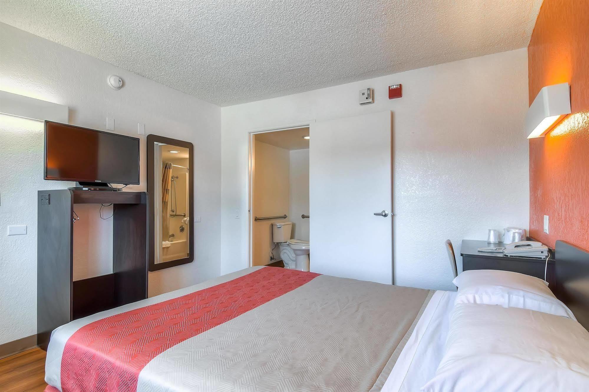 Motel 6-Long Beach, Ca - Los Angeles Exterior photo