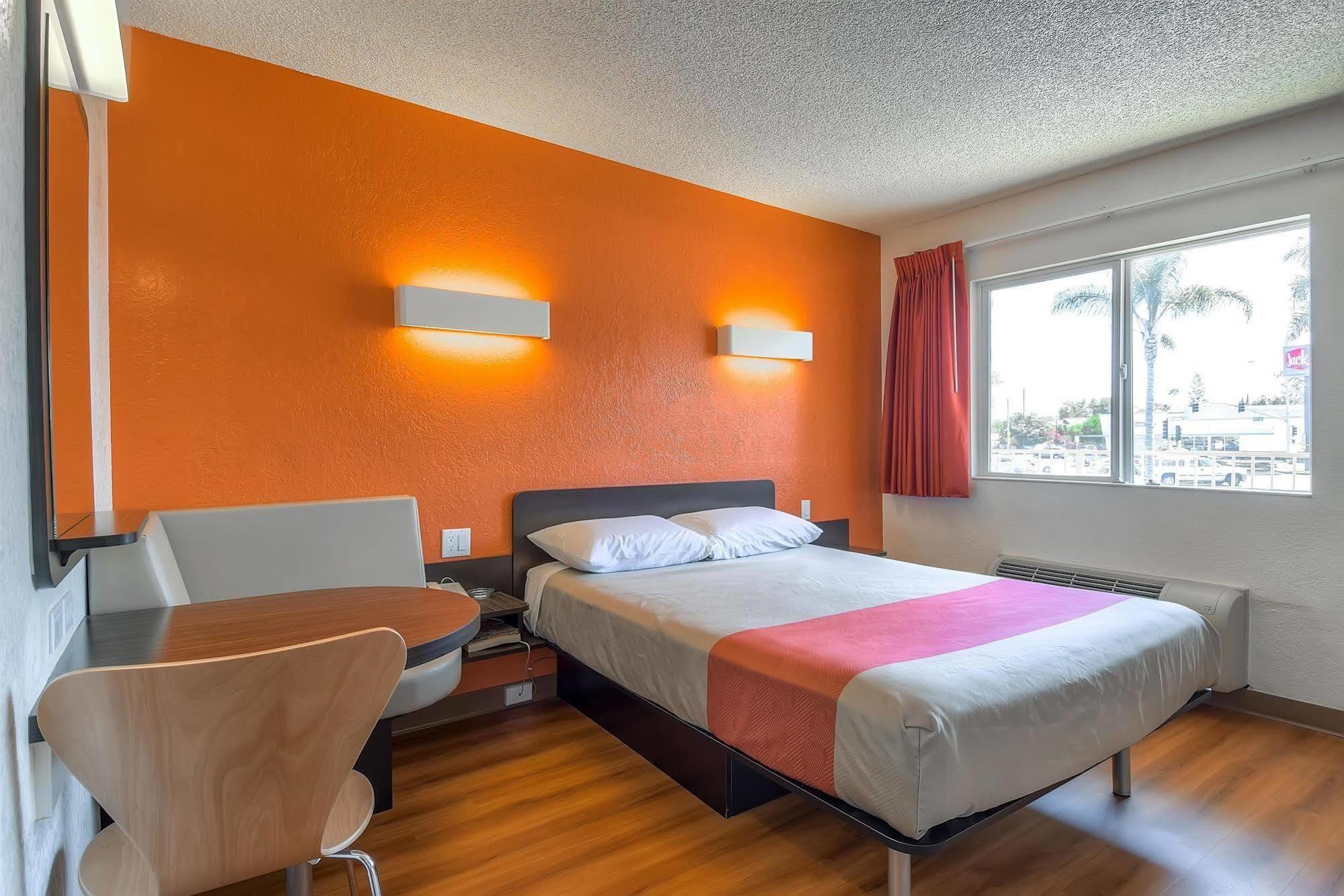 Motel 6-Long Beach, Ca - Los Angeles Exterior photo