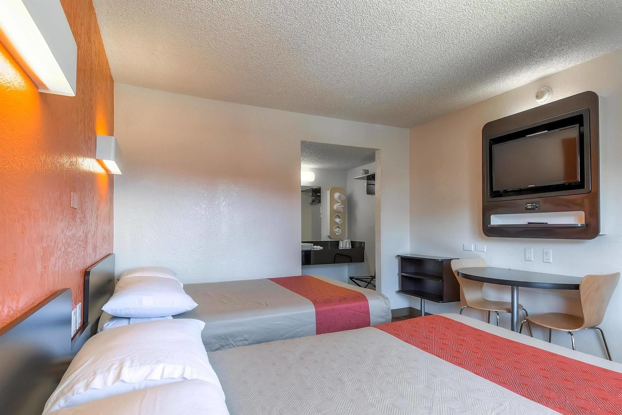 Motel 6-Long Beach, Ca - Los Angeles Exterior photo