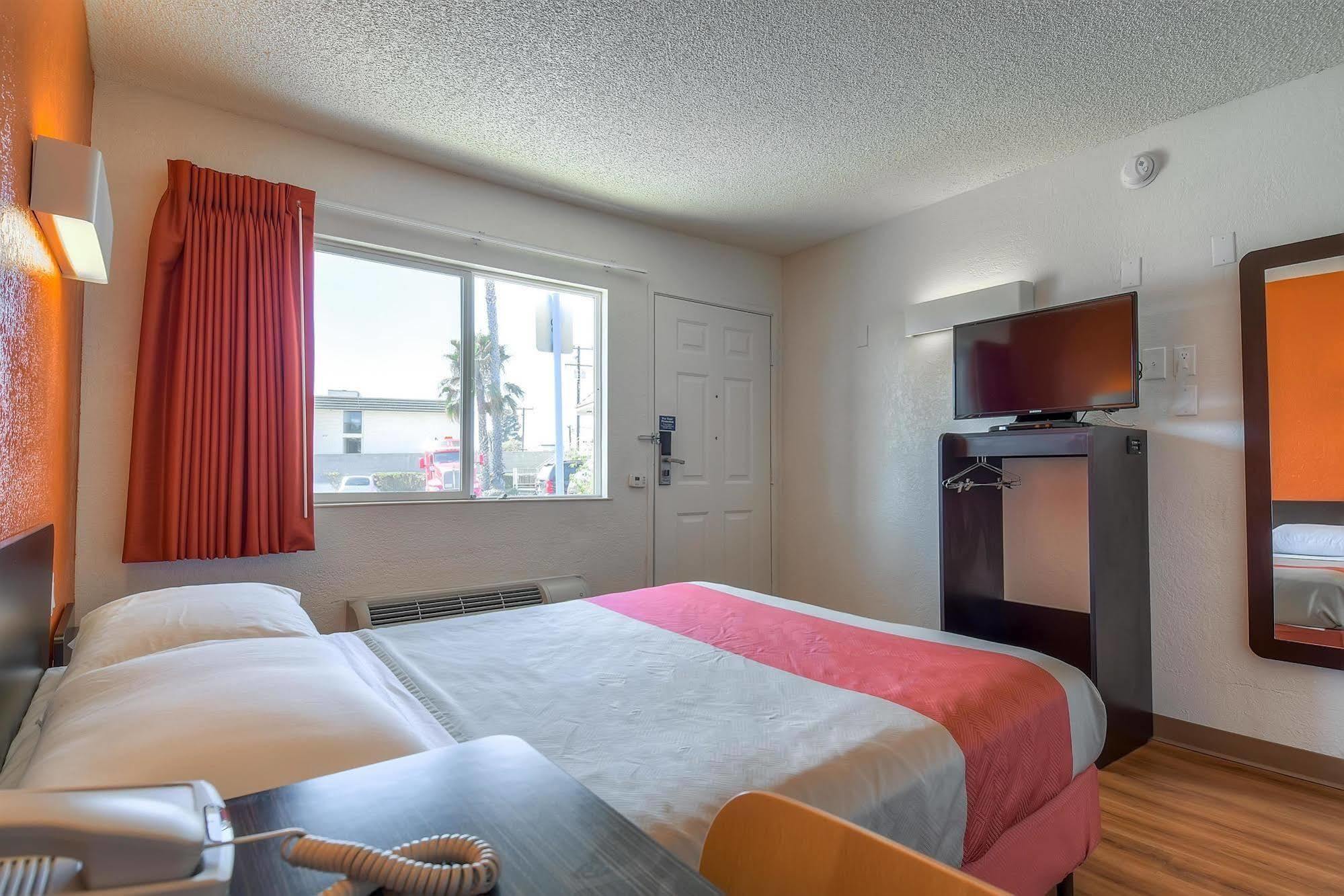 Motel 6-Long Beach, Ca - Los Angeles Exterior photo